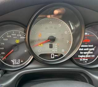 A picture of Porsche Panamera 2015 model