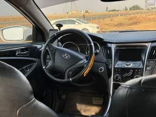 A picture of 2012 Hyundai Sonata