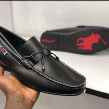 A picture of Mens Loafers