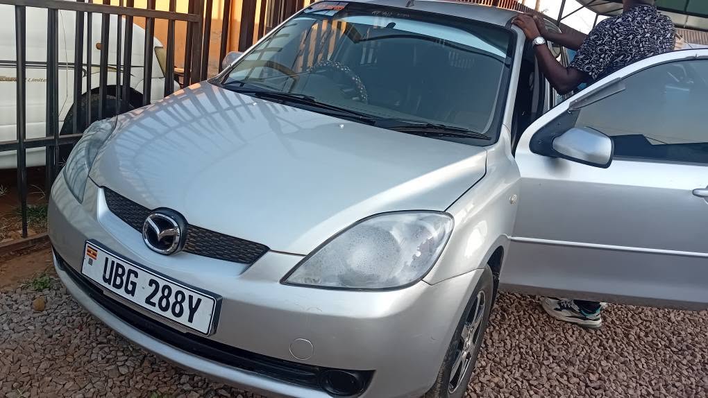 A picture of Mazda demio