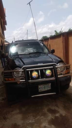 A picture of KING..AUTO Jeep 04 used buy drive First body ac need