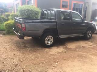 used toyota hilux