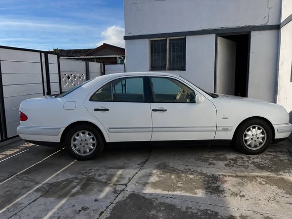 mercedes benz w210