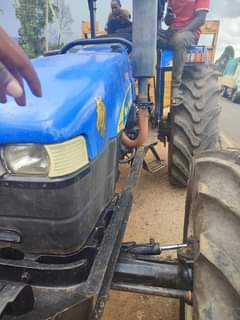 new holland truck