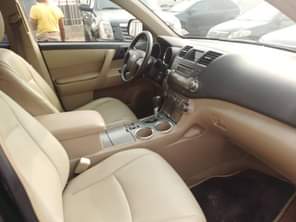 A picture of J J C Toks Toyota Highlander 08 Perfect condition nothing