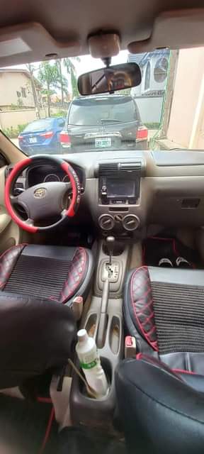 A picture of Toyota Avanza 2010 Sound engine and gear AC 8 Seaters