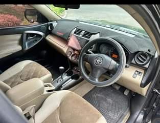A picture of TOYOTA VANGUARD