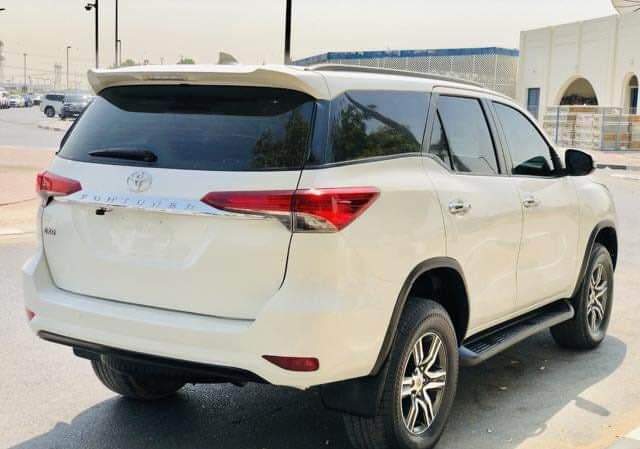 A picture of TOYOTA FORTUNER