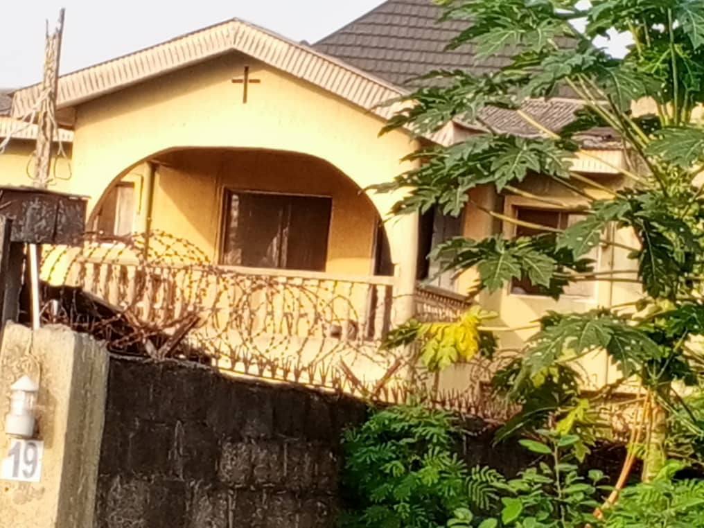 A picture of HOUSE FOR SALE