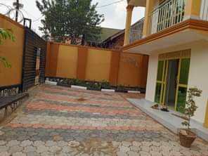 A picture of  MONEY NEEDED SO URGENTLY Flat House for sale 3