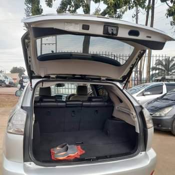A picture of Toyota harrier 3.0cc 22m quick