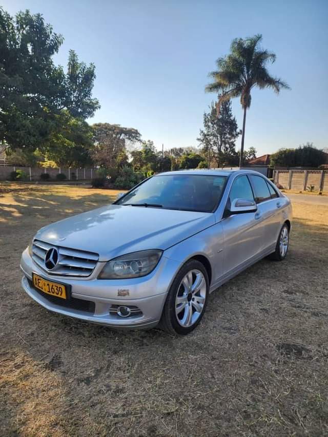 classifieds/cars mercedes