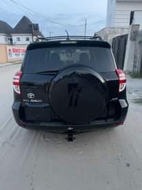A picture of Model Toyota rav4 Year 2010 Features A Year and some