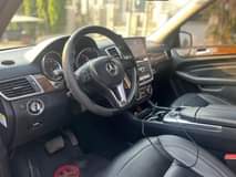 A picture of Mercedes benz