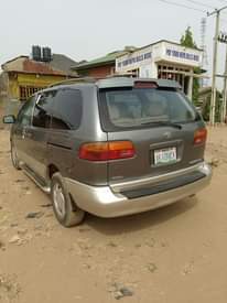 A picture of 2000 Sienna 08150544044
