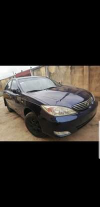 A picture of Toyota Camry 04
