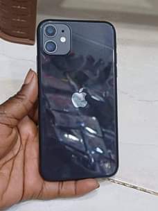 A picture of Iphone 11