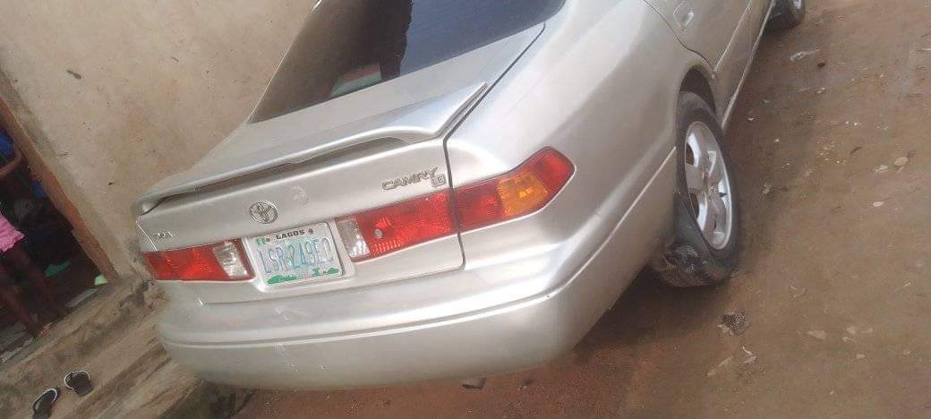 A picture of Toyota Camry drop night v4 engine 2.2m