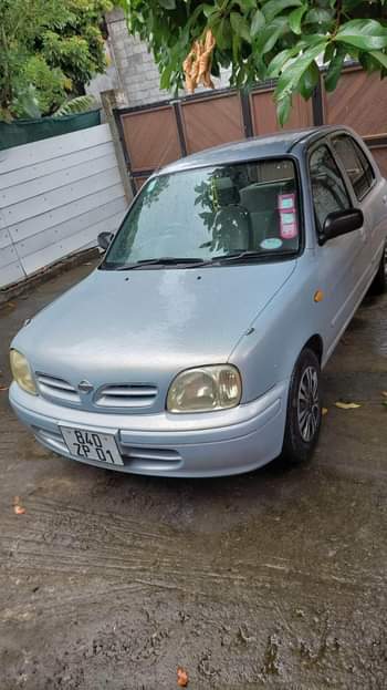 used nissan march
