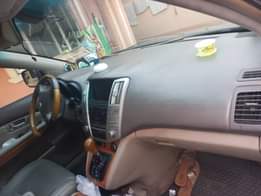 A picture of Lexus Rx330 distress sale Sound unopened engine Sharp gear Working