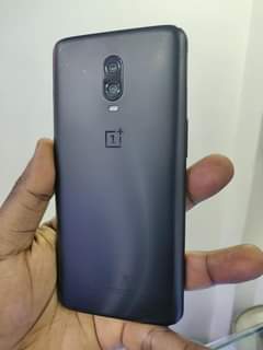 A picture of ONEPLUS 6T