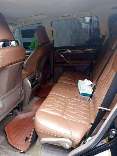 A picture of Gx 460 2010 registered awoof deal very clear first body