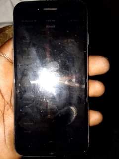 A picture of Iphone 8 gb64 battery 100