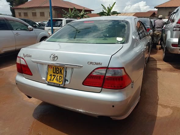toyota crown