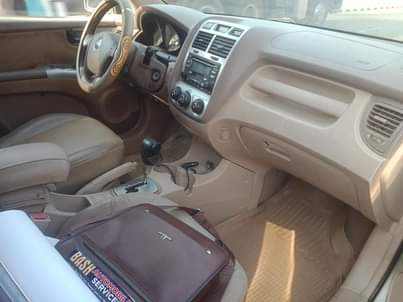 A picture of 2006 KIA sportage
