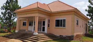 A picture of Quick sale house in busiika 3bedrooms 2toilets 1acre commercial zerobwe