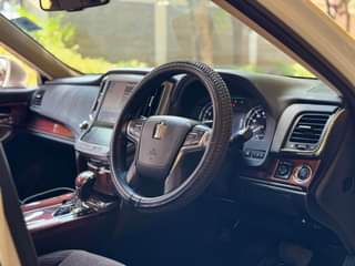 A picture of 2015 TOYOTA CROWN