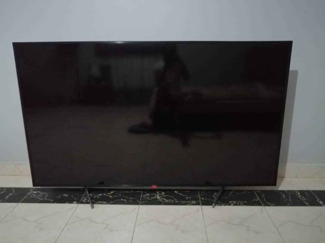 A picture of Smart sony bravia 75 inches on sale