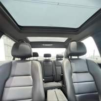 A picture of Mercedes Benz C300