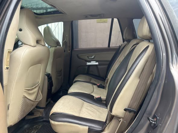 A picture of 2010 VOLVO XC90 3 2 FULL OPTION