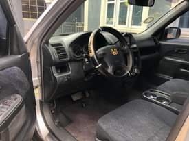 A picture of 06 pure toks standard Honda CRV in a very good