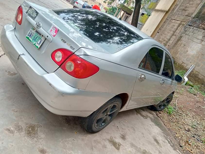 A picture of Sharp distress 06 corolla