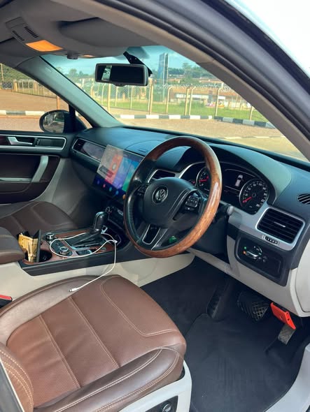 A picture of Volkswagen Touareg