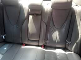 A picture of 2007 Camry HYBRID A c blows very well Gear selects