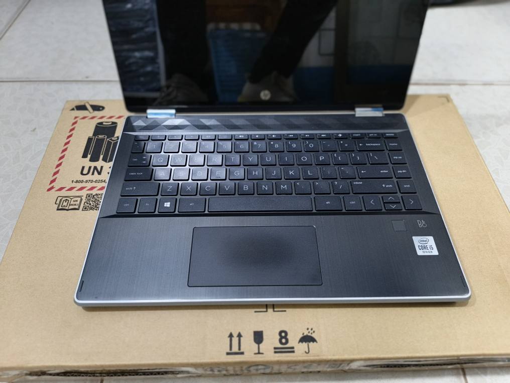 A picture of Touchscreen Hp Pavilion 14 X360 10th gen core i5