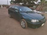 A picture of 2000 Toyota Avensis wagon