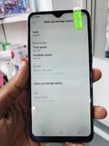 A picture of VIVO USED FROM DUBAI CLEAN 256GB