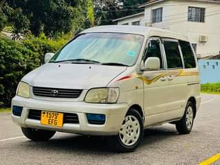 A picture of TOYOTA NOAH GOOD NEW FOR SELL 16.5M OR EXCHANGE SO