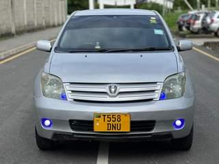 A picture of TOYOTA IST
