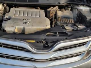 A picture of 2011 Toyota Venza Toks standard