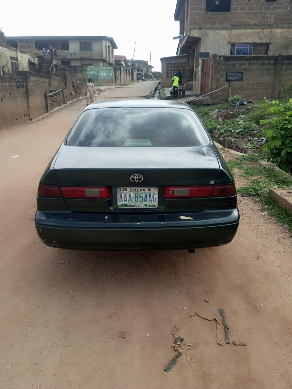 A picture of Toyota Camry pencil