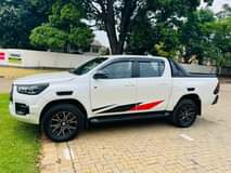 used toyota hilux