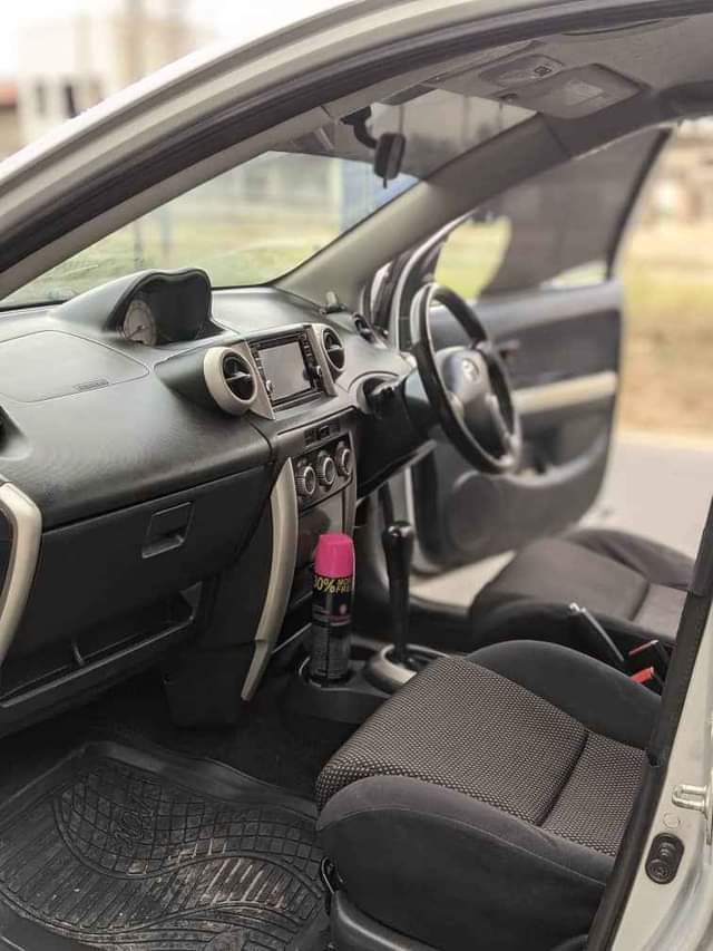 A picture of Toyota I s t