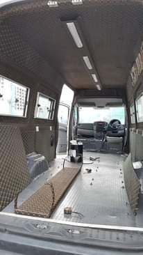 A picture of Sprinter maxides seats