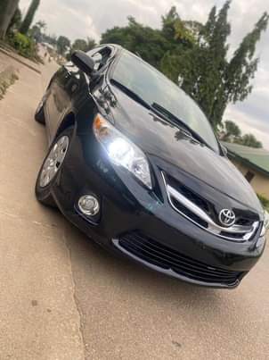 A picture of Toyota Corolla 012
