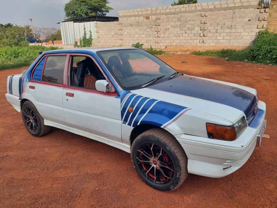 A picture of Its a buy and drive car